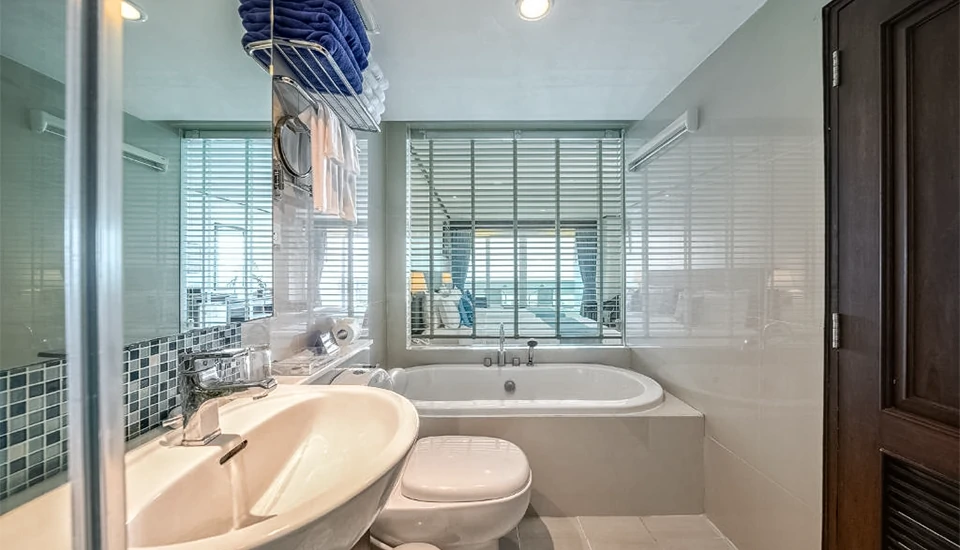 هتل اندامان بیچ سوئیتس پوکت